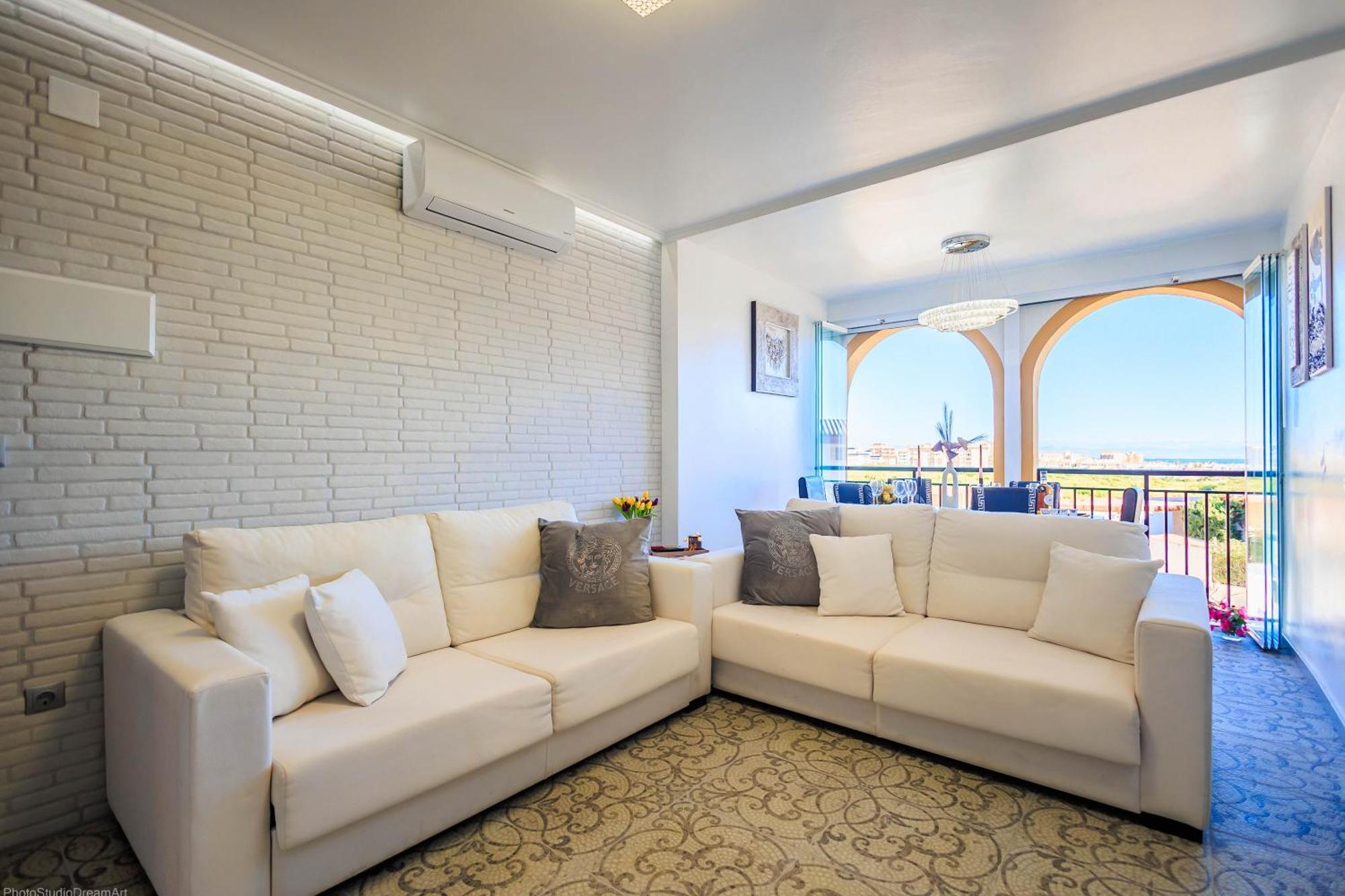 Blue Heaven Apartment Торевиеха Екстериор снимка