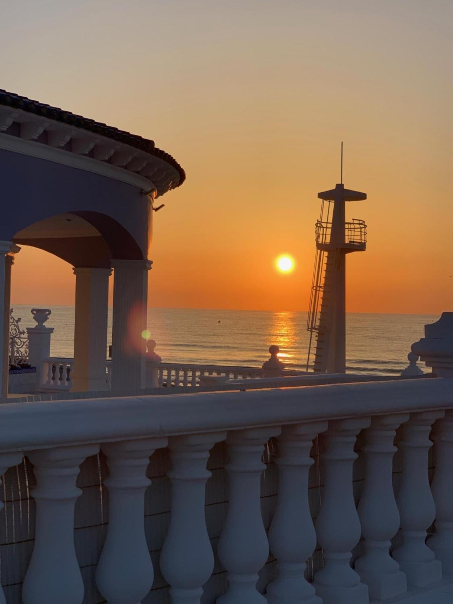 Blue Heaven Apartment Торевиеха Екстериор снимка